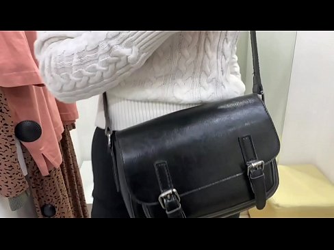 ❤️ אוננות פומבית של הכלבה הצעירה פרלברי עם דילדו בחדר המתאים פורנו vk ב-iw.cassino-vulkan646.ru